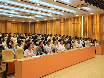 力明集团与泰国正大管理学院签约 聚焦人才共育与国际学术合作交流