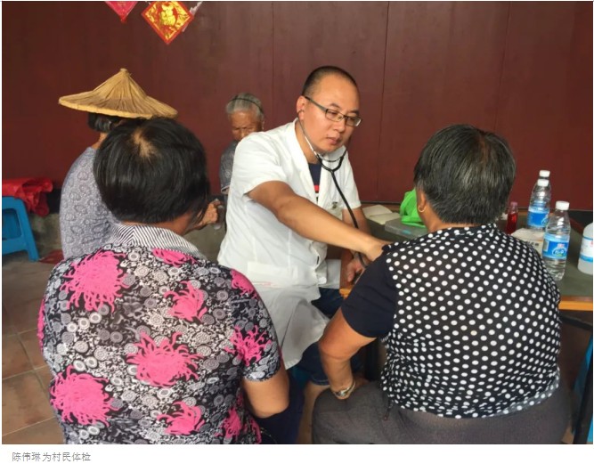 传承医道，共育文明：力明学院 学子陈睿鑫家庭获“全国文明家庭”殊荣