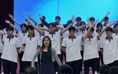 5.28唱响青春华章 “歌唱力明”合唱比赛圆满举办
