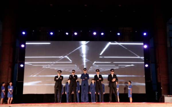 明教育集团2025年毕业晚会圆满落幕，挺膺担当开启新征程