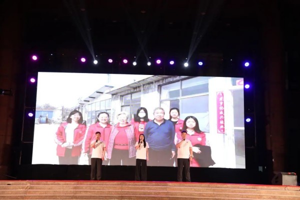 明教育集团2025年毕业晚会圆满落幕，挺膺担当开启新征程