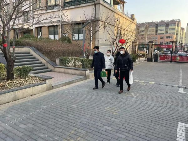 喜迎新春、送福到家！力明中专开展暖心家访活动