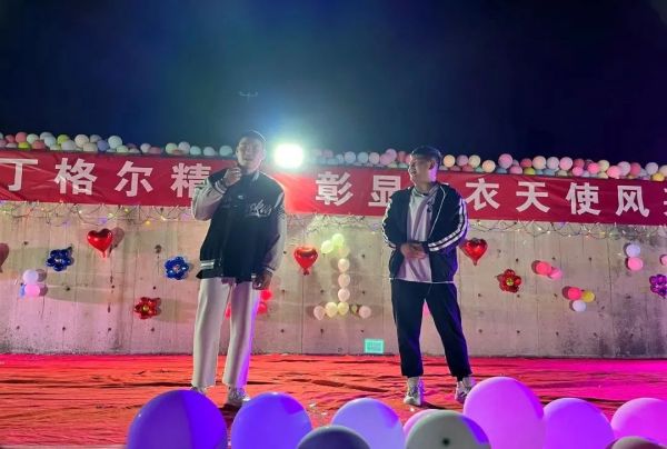 “南丁格尔”节日快乐！我院举办庆祝第 111个国际护士节文艺晚会