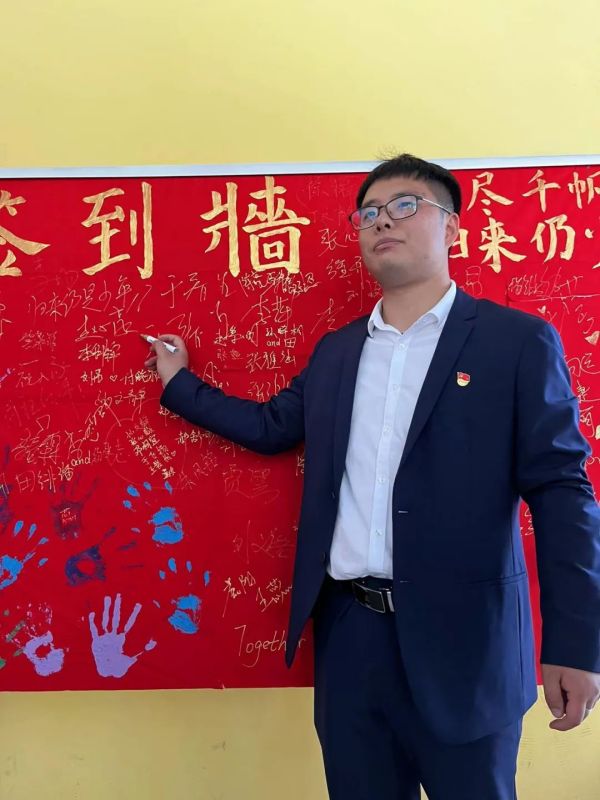 力明中职成人礼，破防了！