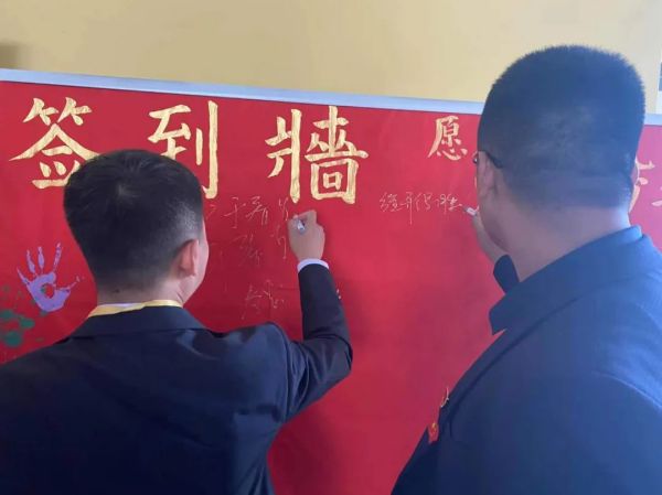力明中职成人礼，破防了！